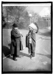 Gen'l Hugh T. Scott & Chief Chas. McDonald, 1-26-22 LCCN2016846003
