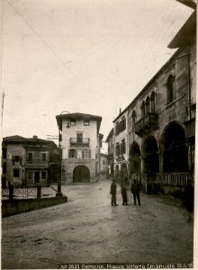Gemona, Piazza Vittorio Emanuele 13.4.18. (BildID 15617480)