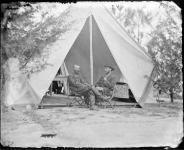 Gen. Augustus V. Kautz and Gen. Godfrey Weitzel - NARA - 524461