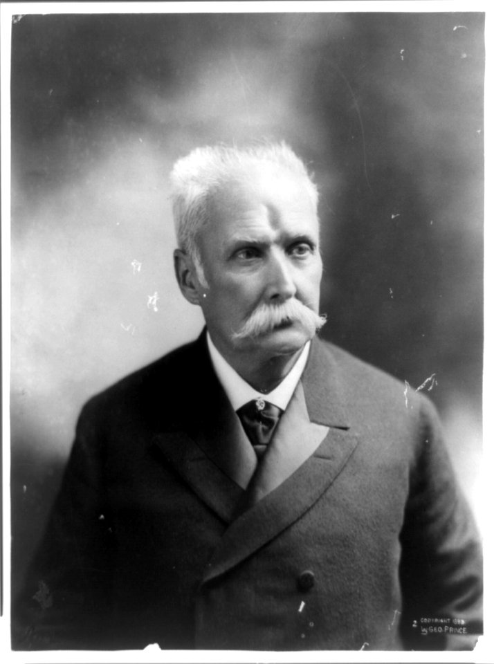 Gen. Calixto Garcia, half-length portrait, facing right LCCN96510708