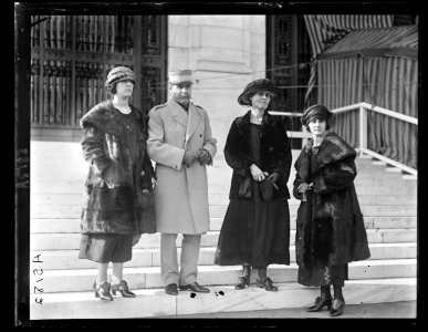 Gen. Dumo(...) and wife and daughters at New Years reception at Pan Amer. Bldg. LCCN2016891944