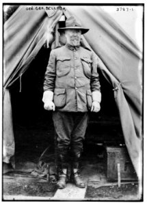 Gen. Geo. Bell Jr. LCCN2014701208