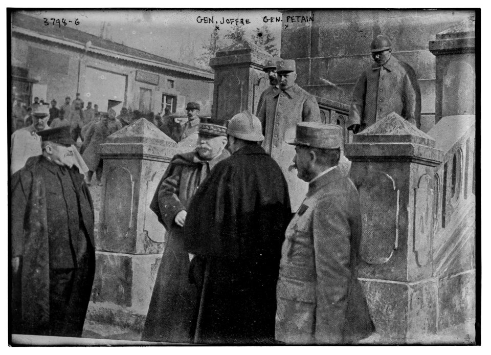 Gen. Joffre and Gen. Petain LCCN2014701293