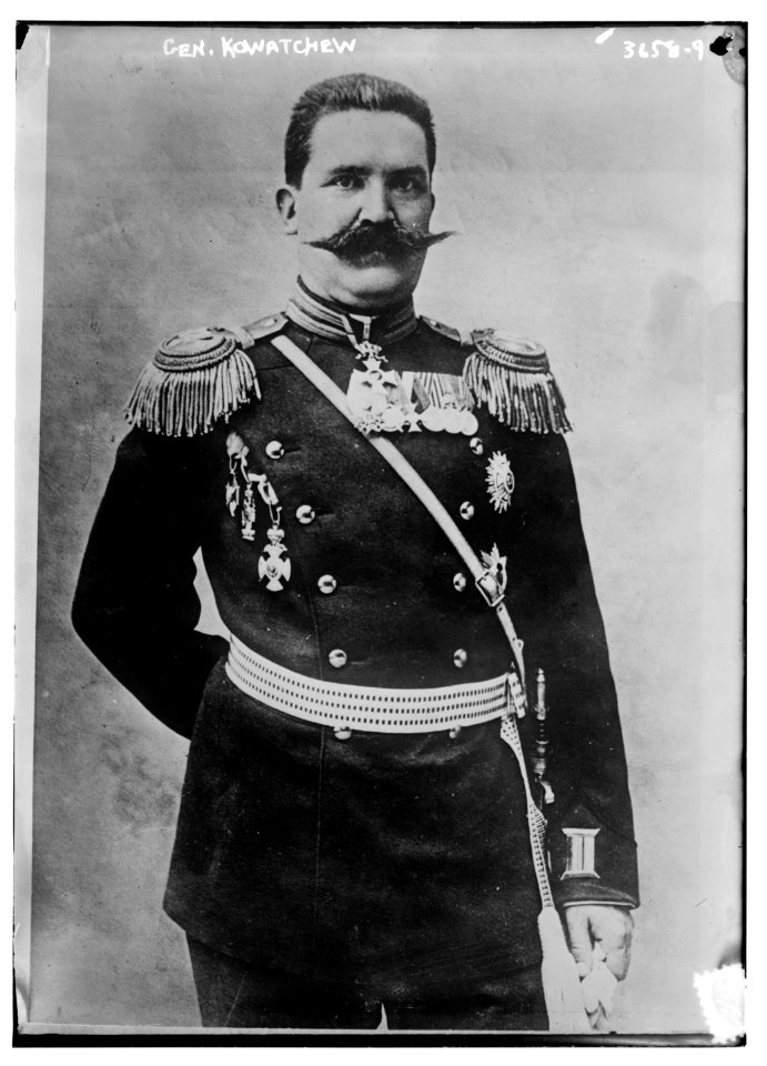 Gen. Kowatchew (i.e., Kovachev) LCCN2014700211