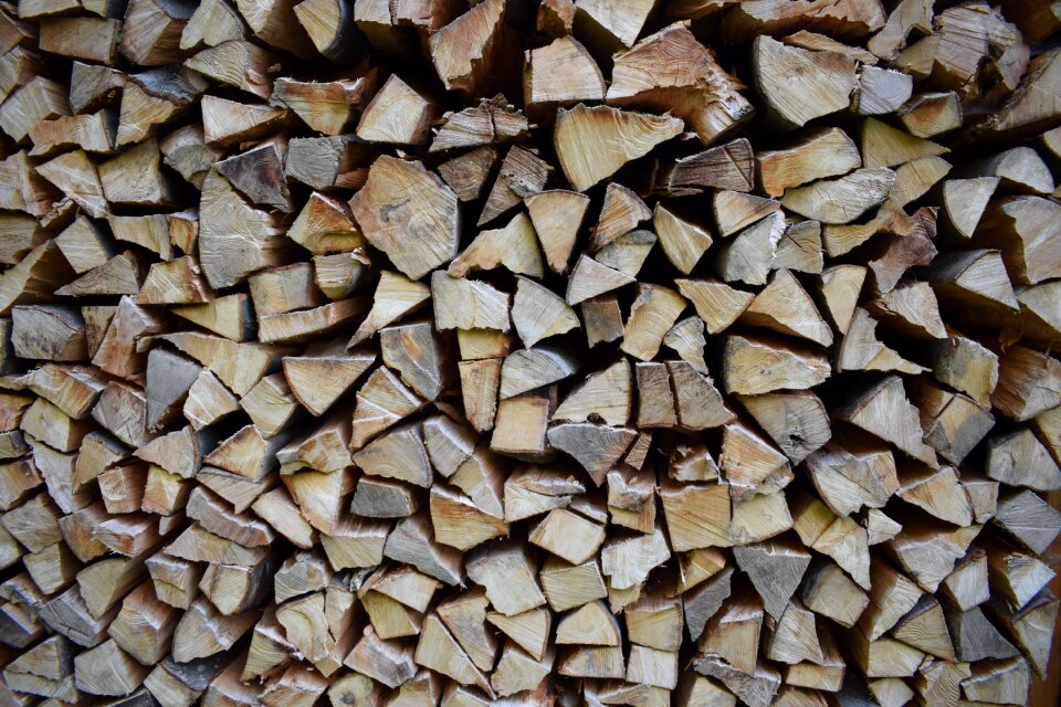 Cut wood wood wood columns