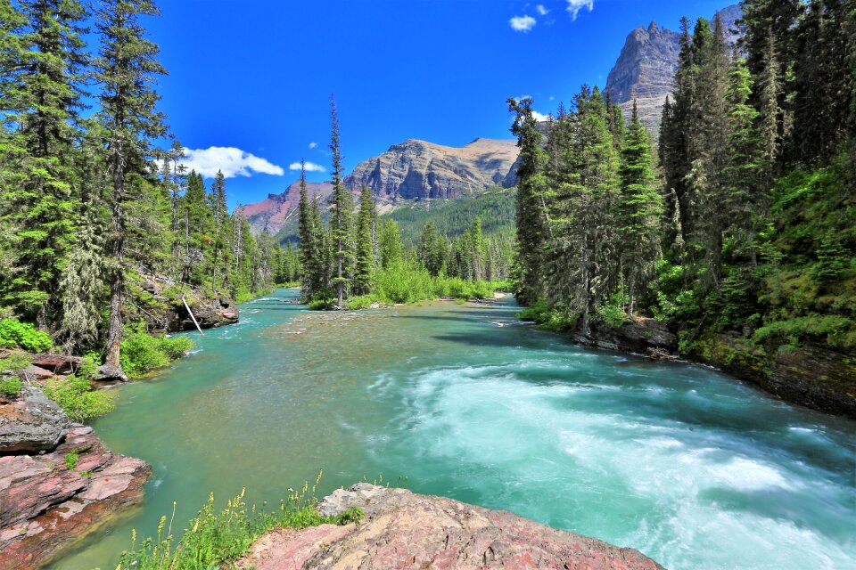 Travel background stream