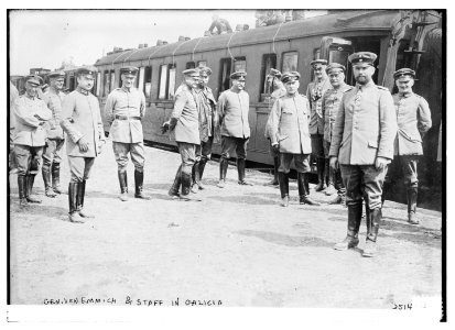 Gen. von Emmich and staff in Galicia LCCN2014699233