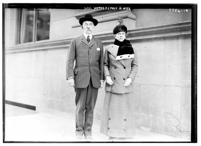Gen. Wotherspoon & wife LCCN2014703685