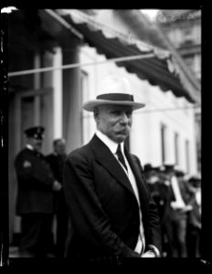 Gen.) Taufflieb, former Commander of the (French armies,) at the White House LCCN2016891510