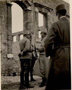 Gen.Obst. von KÖVESS und Korpskommandant v. TROLLMANN Kommandant des 19. Korps. Aufgenommen anlässlich einer Inspizierungsreise nach Skutari am 23. Februar 1916. (BildID 15532654)