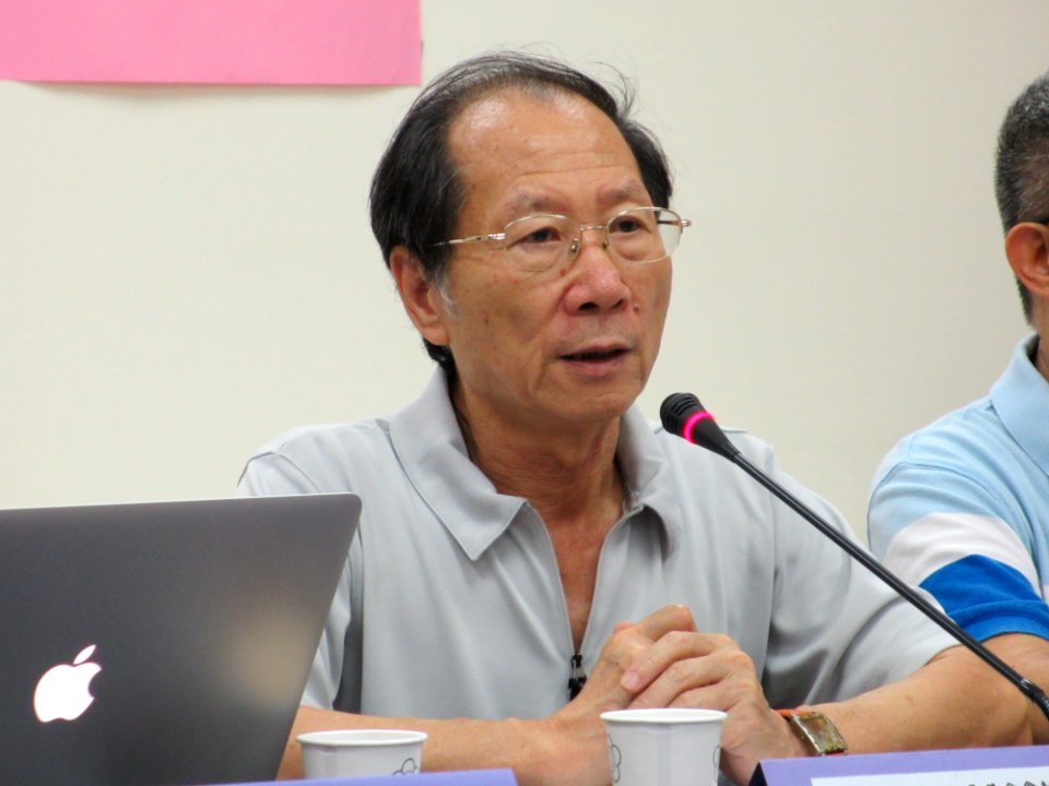 Gene-Tzn Chen from VOA
