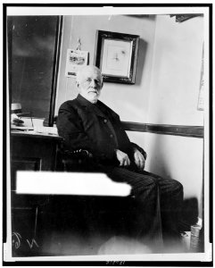 General B.L. (i.e., F.) Tracy at his desk LCCN98501039