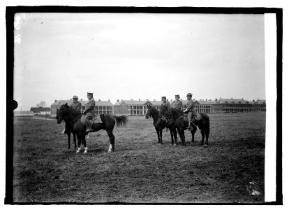 General Grant & staff LCCN2016821779