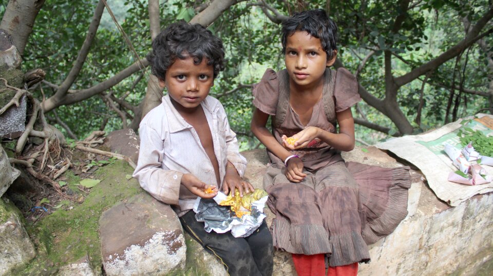 Poor child homeless poor