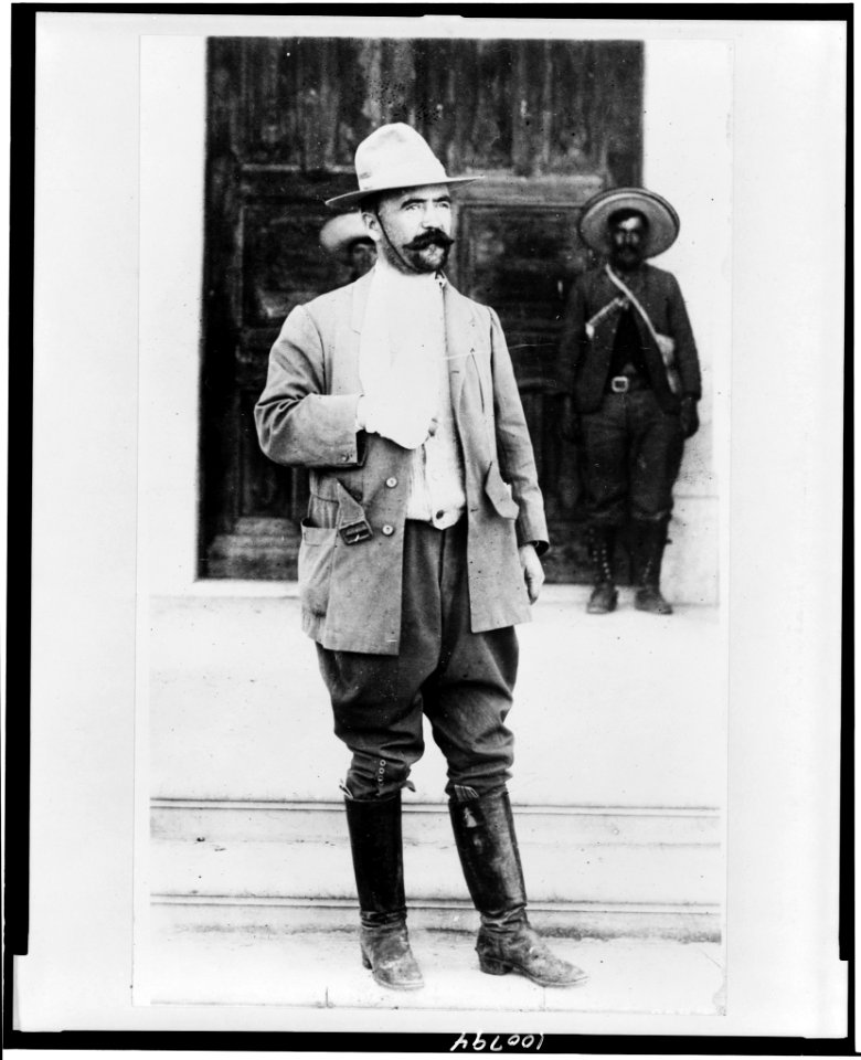 General Madero, Mexican political leader, full-length portrait, standing, facing right, with hand in sling, after being wounded at Casas Grandes LCCN90714308