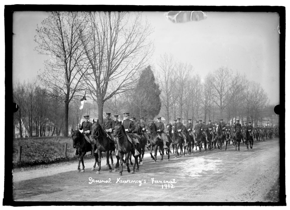 General Kearney's funeral, 1912 LCCN2016851305