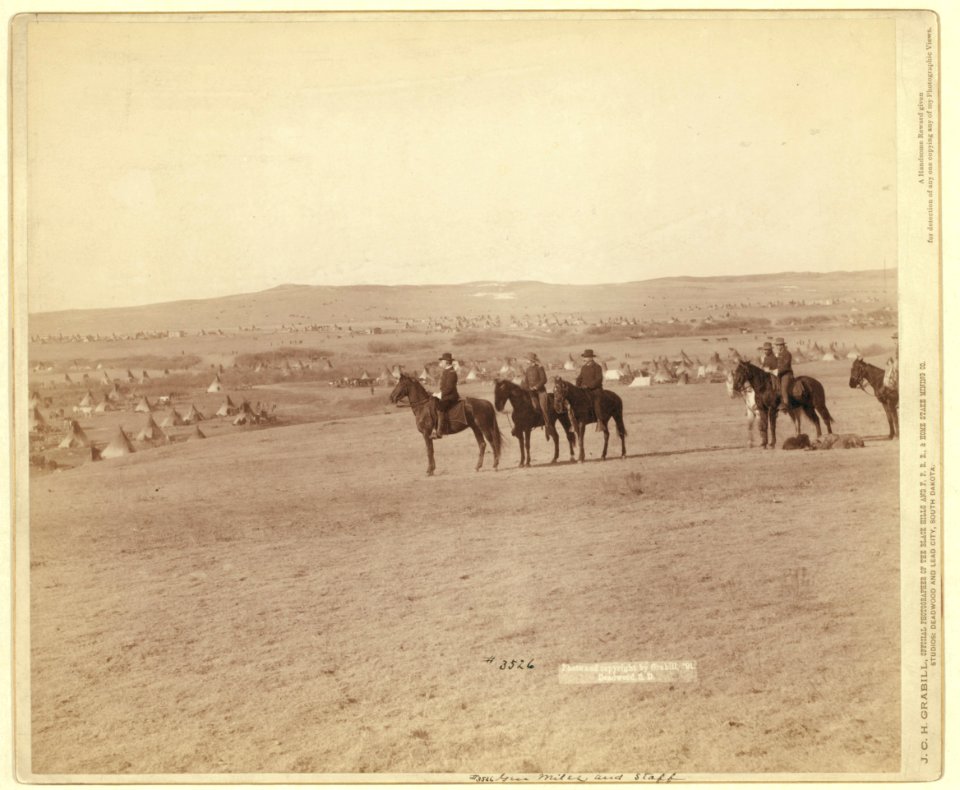 General Miles and staff LCCN99613837
