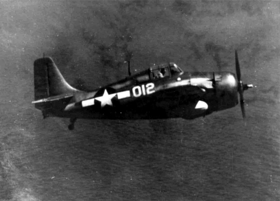 General Motors FM-2 Wildcat of VC-68 in flight over the Pacific Ocean, in 1944 (80-G-364254)