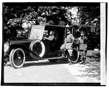 General Pershing LCCN2016828688