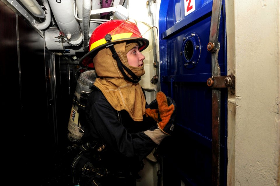General quarters drill aboard USS Theodore Roosevelt 150807-N-FI568-046