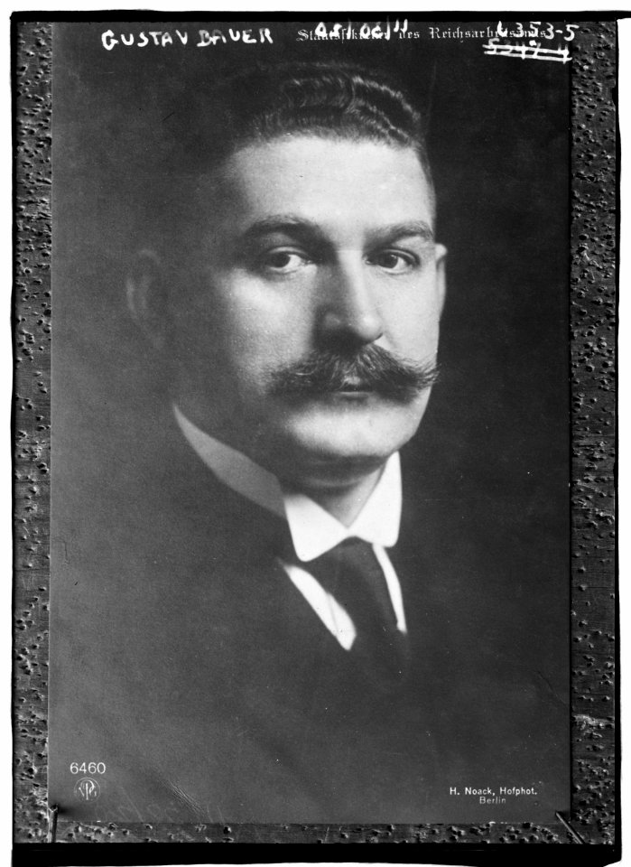 Gustav Bauer LCCN2014718160