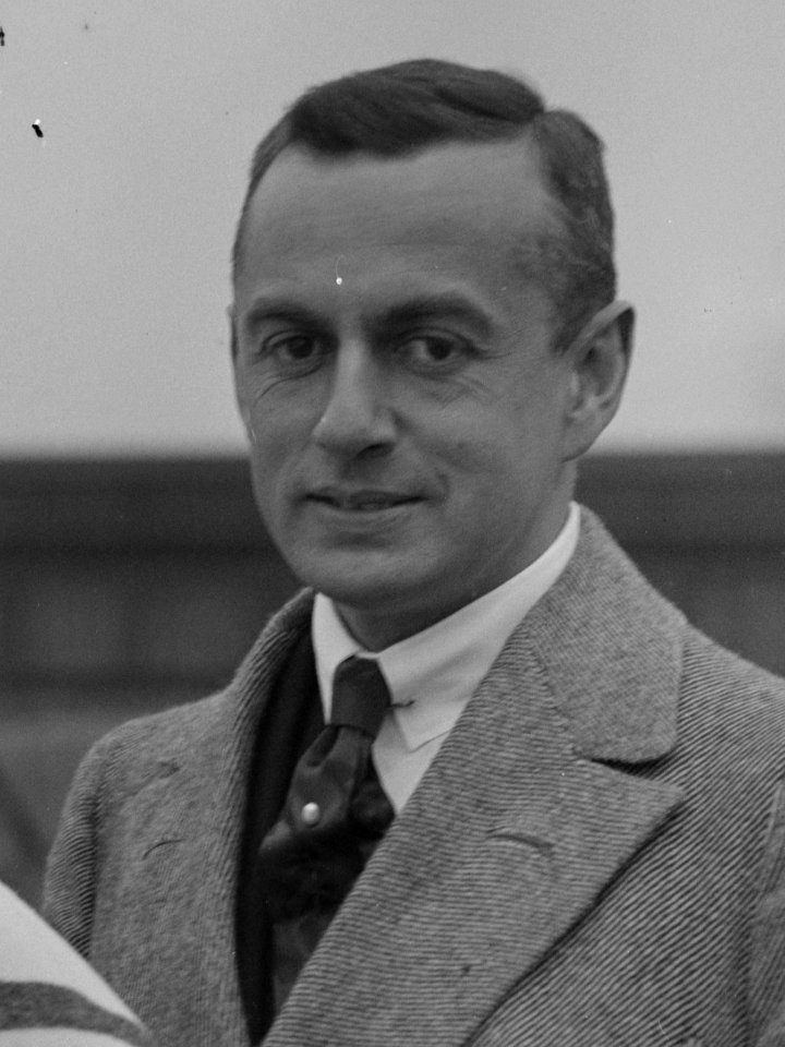 Guy Bolton LCCN2014714370 (cropped)