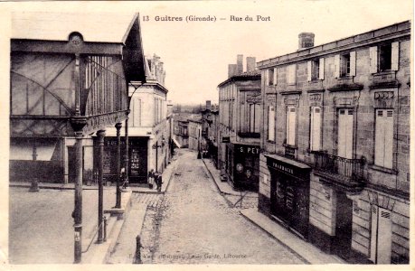Guîtres - rue du Port 1