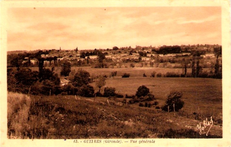 Guîtres - vue générale 5