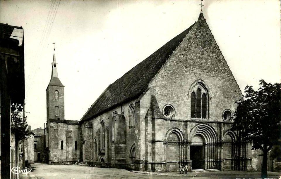 Guîtres - église 1d