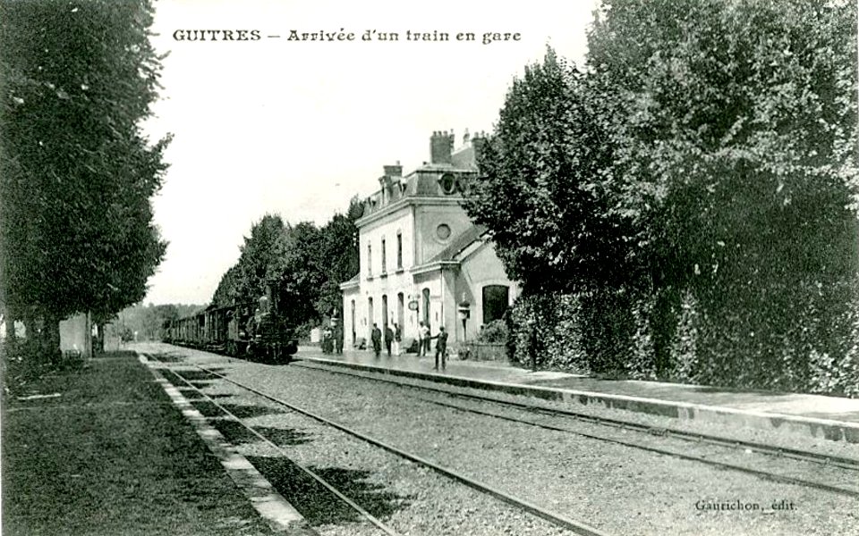 Guîtres - gare 2