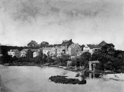 Gärten und rückwärtige Häuserfronten am südöstlichen Kleinen Kiel (Kiel 44.930)