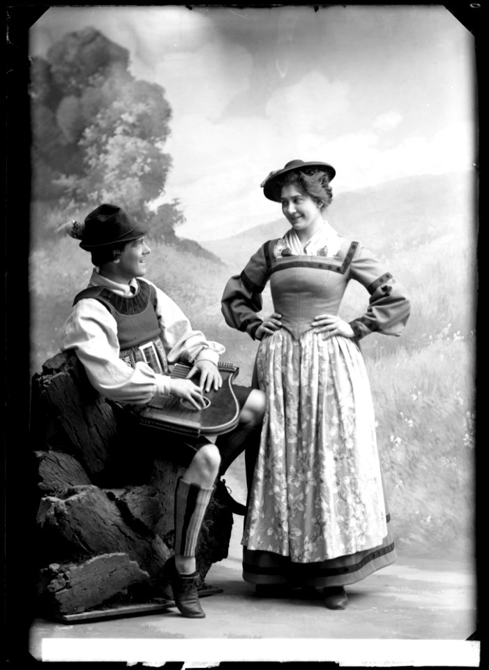 Gösta Hillberg and Margit Torsell in Samvetets mask at Dramaten 1908 - SMV - GH134