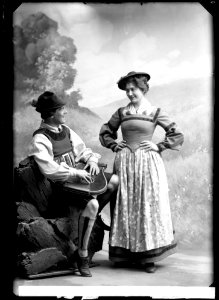 Gösta Hillberg and Margit Torsell in Samvetets mask at Dramaten 1908 - SMV - GH134
