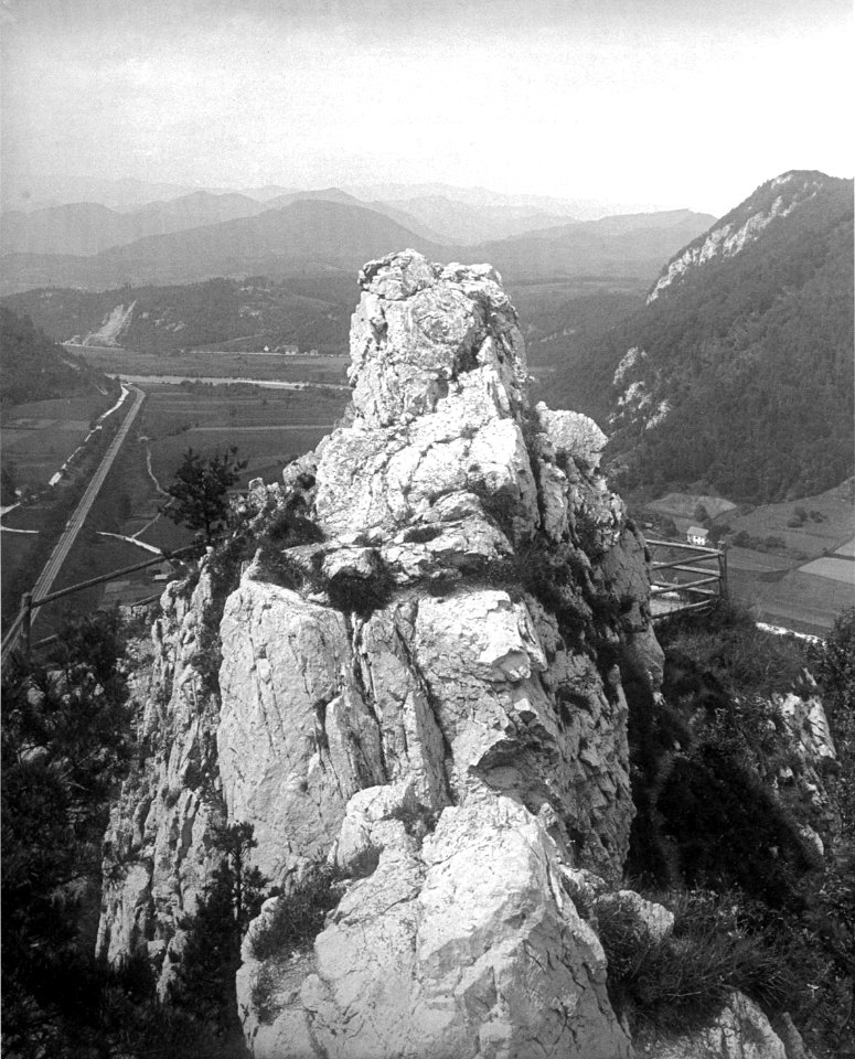 Gösting - Jungfernsprung mit Blick ins Murtal - 1901