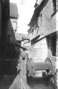 H Bauer - Platschradreste in der Froschgasse 1 um 1890 (TSiW038)