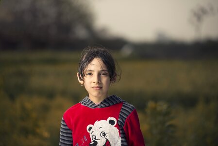 Field grass girl