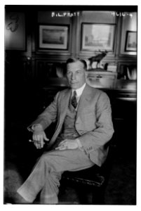 H.L. Pratt LCCN2014707145