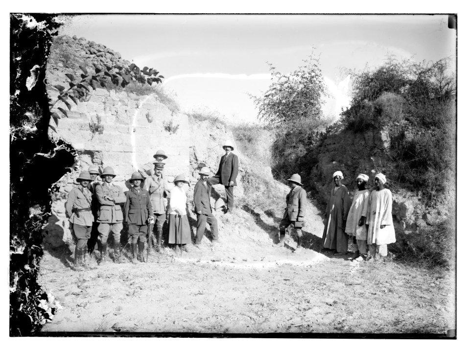 H.S. (i.e., Herbert Samuel) in Askalon, Sept. 10, 1920 LOC matpc.10386