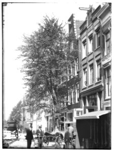 Haarlemmerplein 12 (ged), 14, 16 enz (vrnl), foto 1 Jacob Olie (max res)