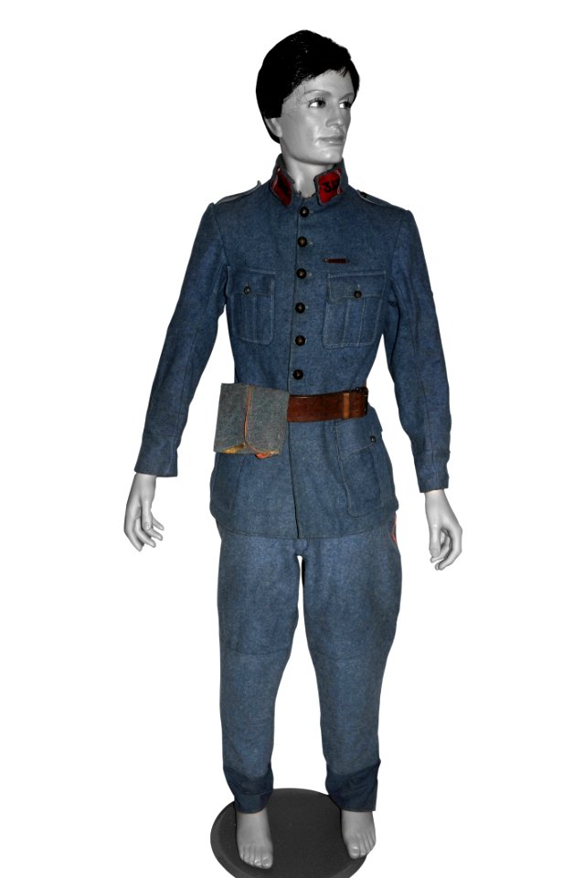 Habit de soldat ayant appartenu à Eugène Huvet, père.