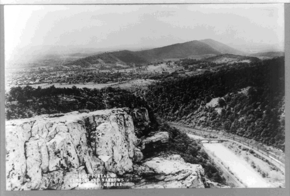 East portal of Cumberland Narrows, Maryland LCCN2002716476