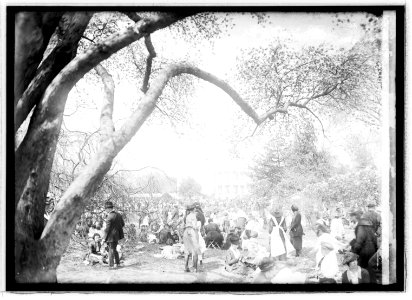 Easter egg rolling, 1921, 3-28-21 LCCN2016845009