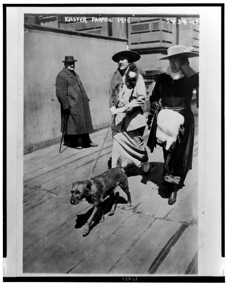 Easter parade 1915 LCCN98503304