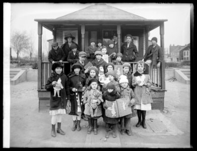 Eastern High School, Washington, D.C.), Good Fellows club LCCN2016851372