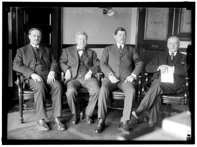 EASTERN OHIO COAL STRIKE COMMITTEE- REP. W.B. FRANCIS OF OHIO; SEC. WILSON; DANIELS J. KEEFE, FORMER COMMISSIONER OF IMMIGRATION; HYWELL DAVIES, CONCILIATOR OF LABOR DEPT. LCCN2016866070