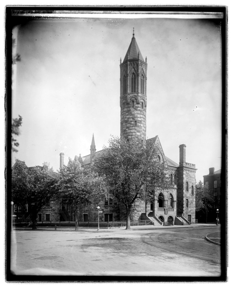 Eastern Presbyterian Church LCCN2016852281