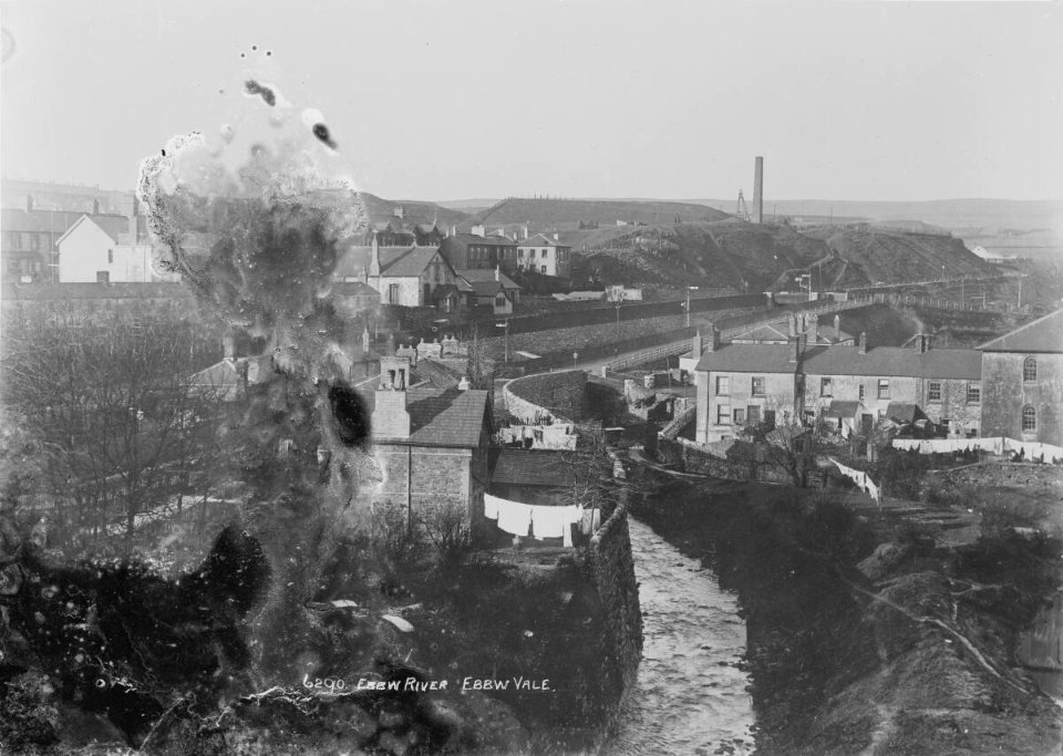 Ebbw River, Ebbw Vale (4641433)