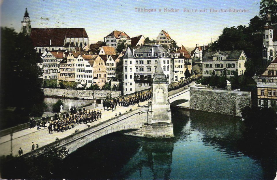 Eberhardsbrücke mit marschierenden Soldaten (AK Gebr. Metz gel. 1917 TPk121)