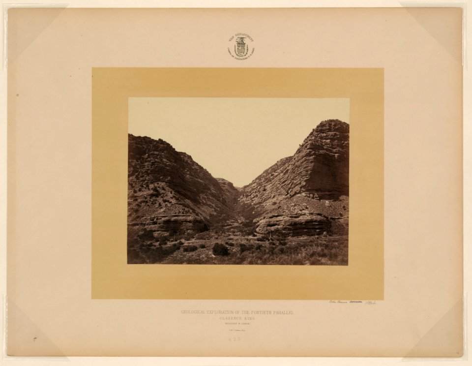 Echo Canyon, Utah) - T. H. O'Sullivan, phot LCCN2002698576