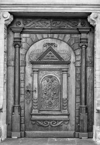 Entrance door sw historic building